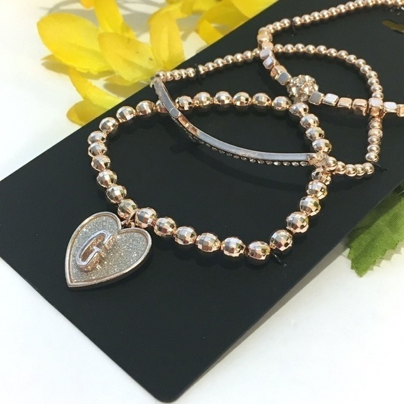 3/$29! GUESS stretch bracelet set - Picture 7 of 7